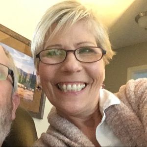 Meet your Posher, Roberta